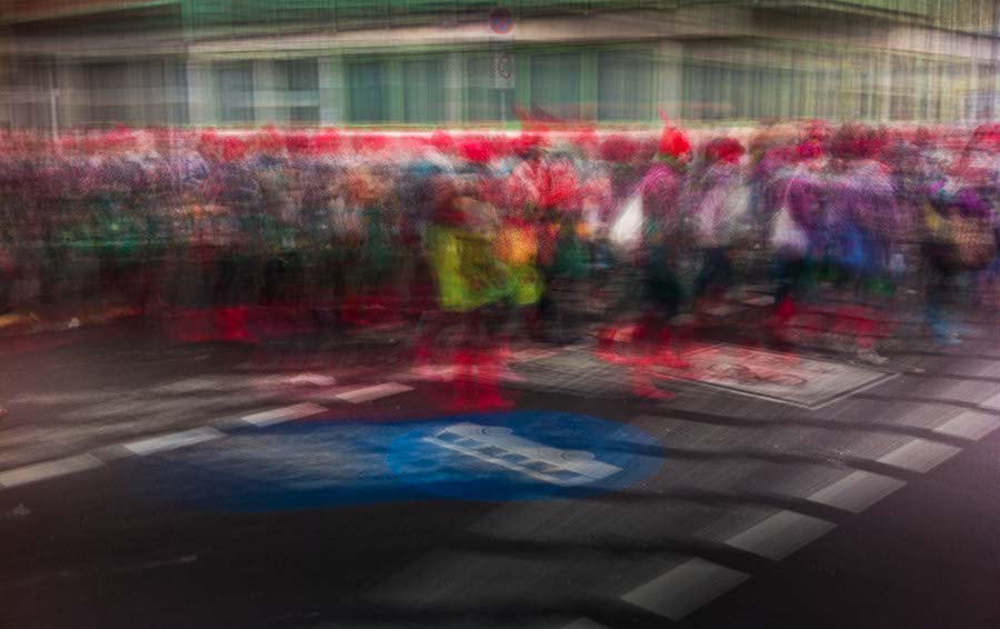 Rot-Hut Horde im Zug